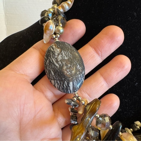 Natural Stones Necklace Abalone Shell, Zebra Jasper, Fresh Water Blister Pearls - Picture 7 of 16